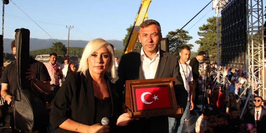 SAMDEF Bursa’da Gövde Gösterisi Yaptı 3