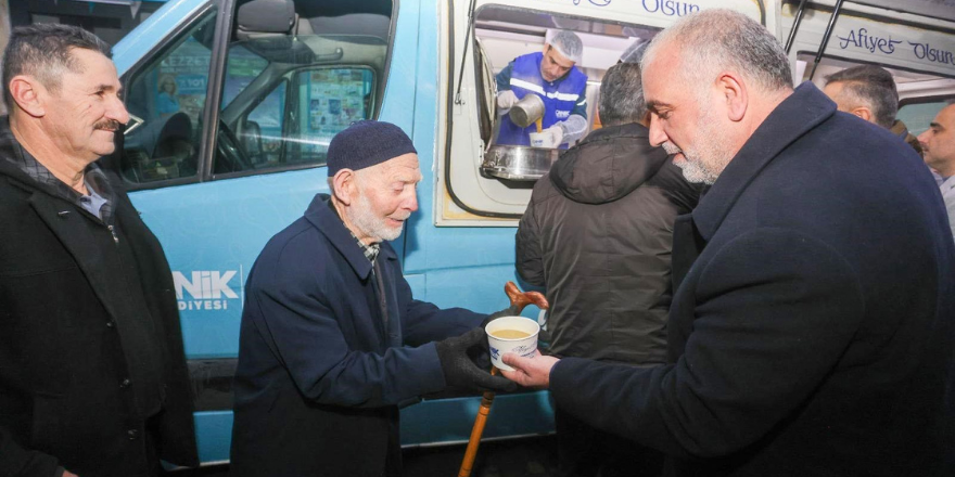 Canik Belediyesi, Sabahları Çorba İkramı ile Gönülleri Isıtıyor