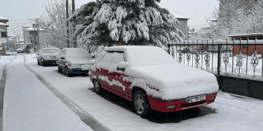 "Kavak'ta Kar Kalınlığı 30 Santimetreye Ulaştı"