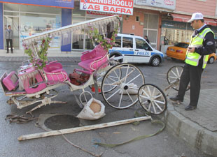 Samsun`da araç faytona çarptı