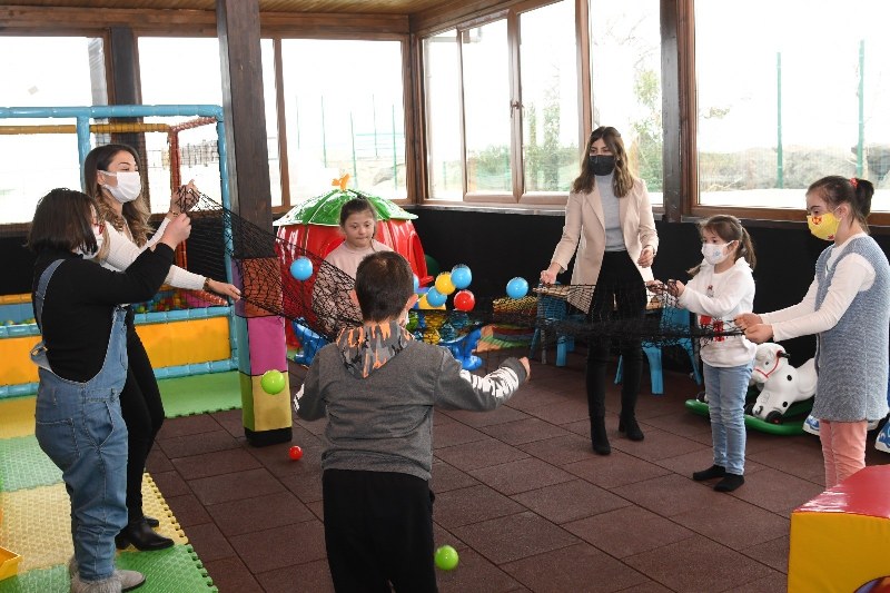 'Engelsiz Çocuk Evi'nde yarıyıl dolu dolu geçti