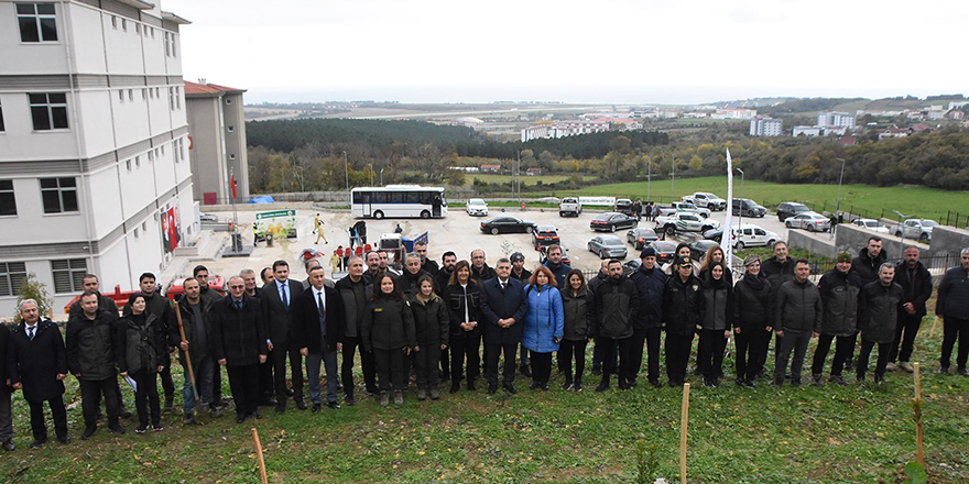 Sinop'ta 11 bin 610 fidan toprakla buluştu