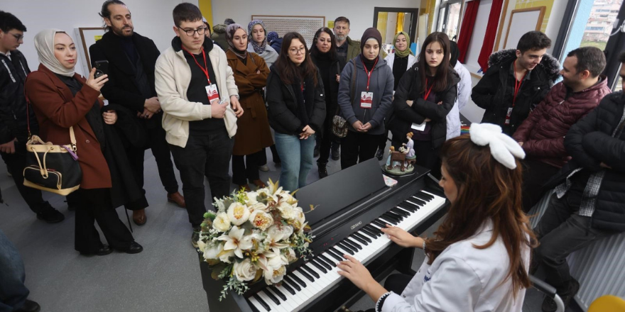 Keşif Kampüsü'ne Öğrenci ve Öğretmen Ziyareti