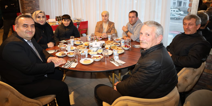 bafra-kaymakamligindan-sehit-aileleri-ve-gazilere-iftar-yemegi-verildi-20.png