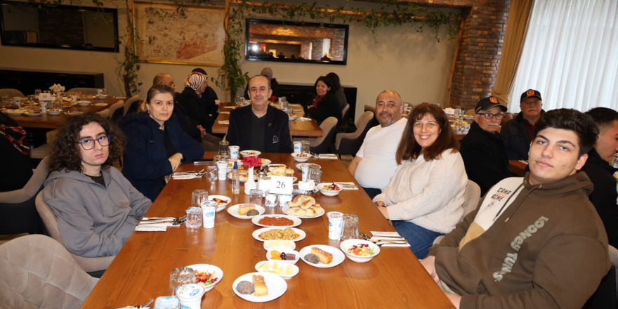 bafra-kaymakamligindan-sehit-aileleri-ve-gazilere-iftar-yemegi-verildi-26.png