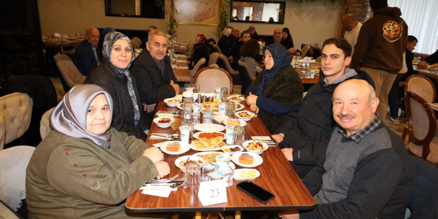 bafra-kaymakamligindan-sehit-aileleri-ve-gazilere-iftar-yemegi-verildi-27.png