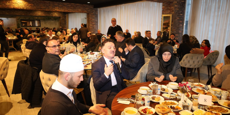 bafra-kaymakamligindan-sehit-aileleri-ve-gazilere-iftar-yemegi-verildi-6.png