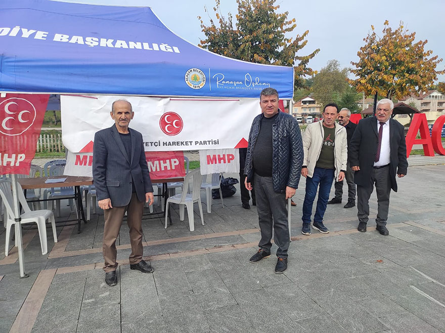 mhp-alacamdan-uye-kayit-standi-yeni-uyelerle-gucleniyor2.jpg