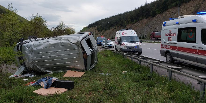 samsun-ankara-yolunda-feci-kaza-4-yarali4.jpg