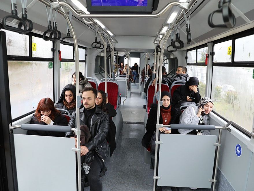 samsunda-yeni-koruklu-otobusler-yollarda-2.jpg